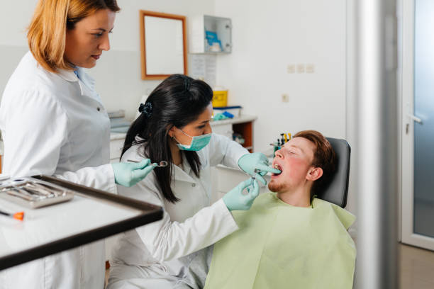 Best Emergency Dental Extractions in Lonoke, AR